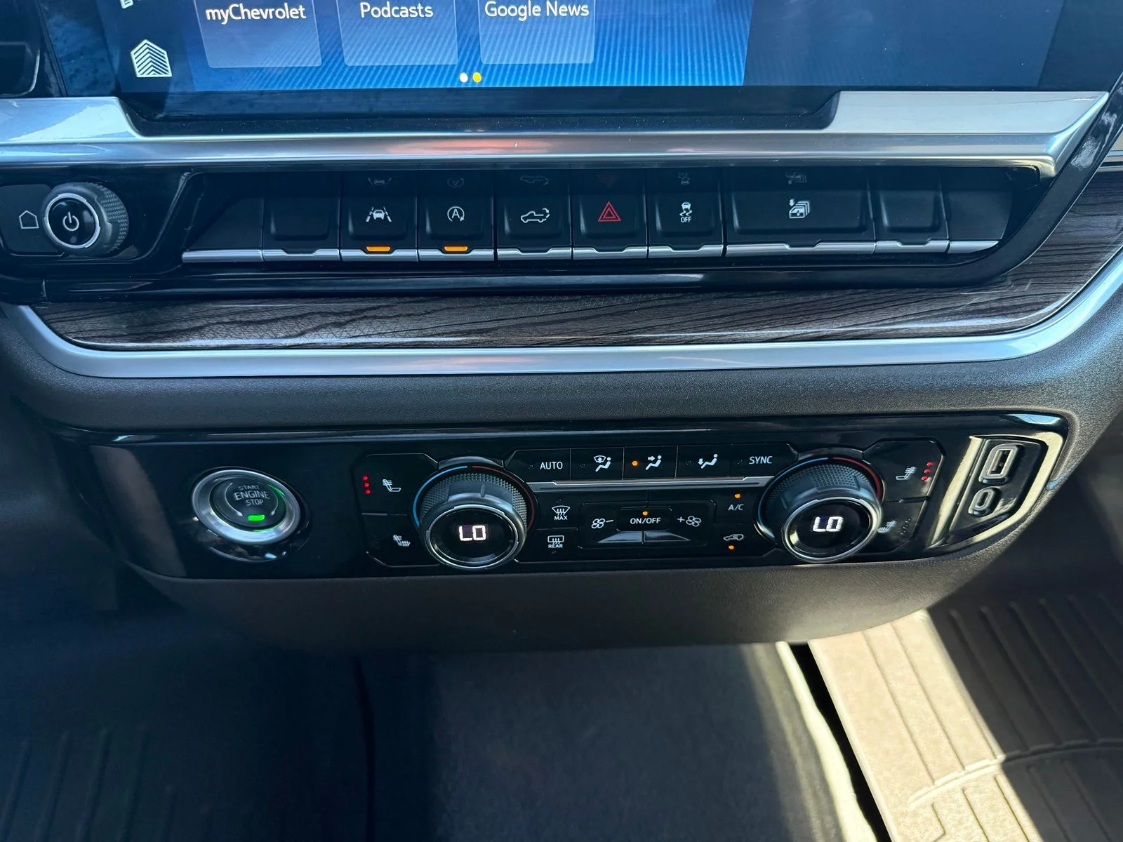 2023 Chevrolet Silverado 1500 LT - Photo 25