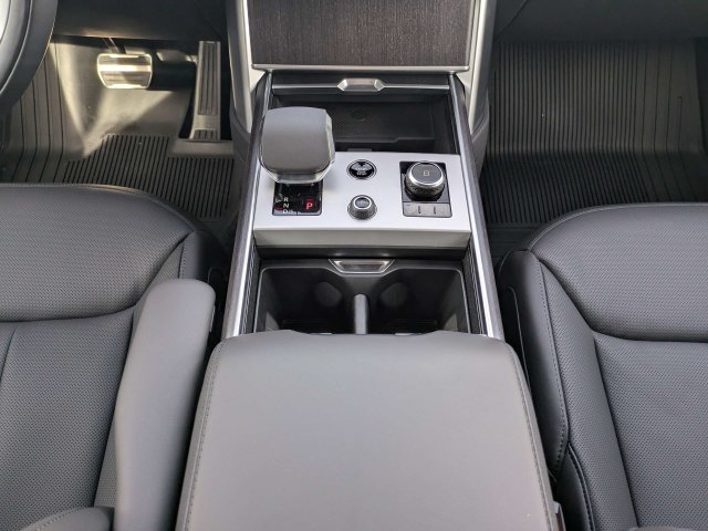 New 2027 White Land Rover SE image 18