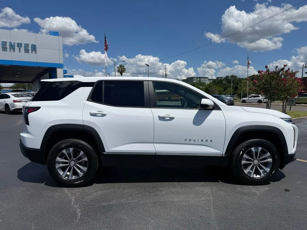 2026 Chevrolet Equinox LT - Photo 9