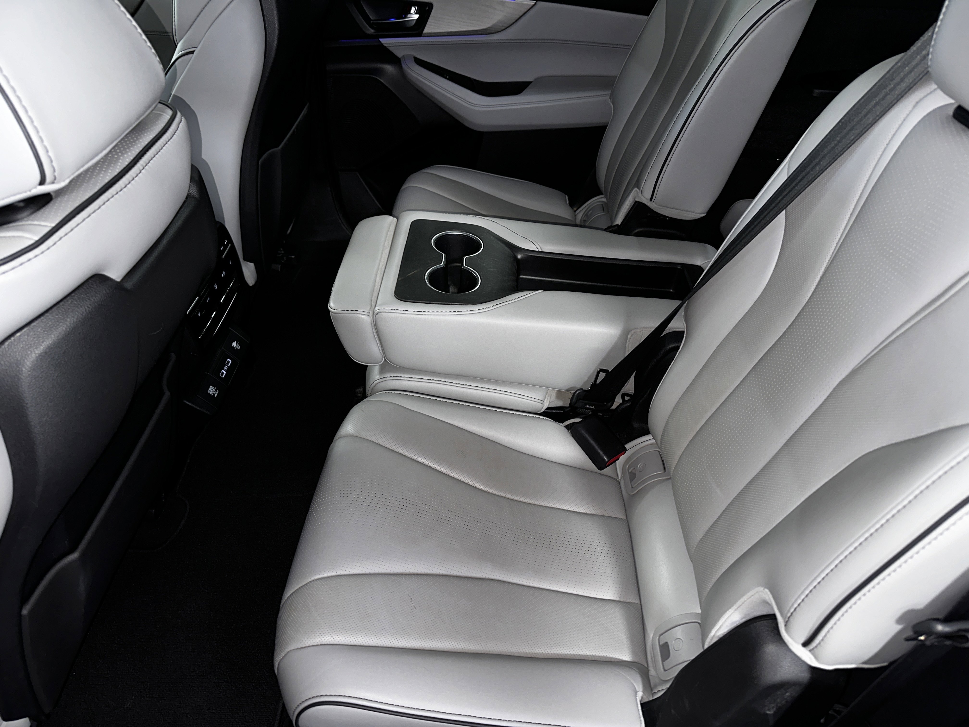 Used 2023 Lunar Silver Metallic Acura SH-AWD ADVANCE image 53