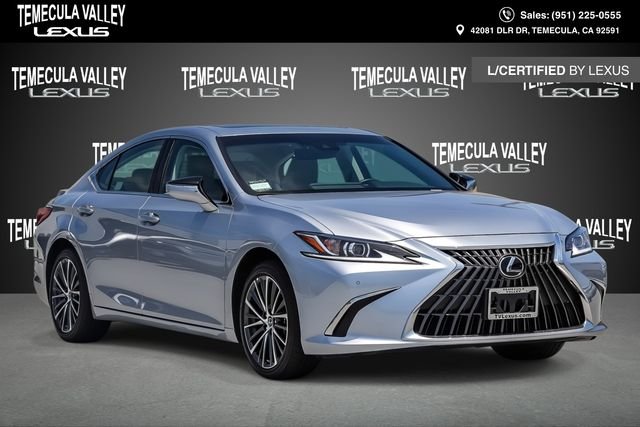 2025 Lexus ES 300h 300h's photo