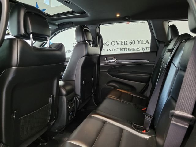 Used 2020 Blue Jeep Limited image 21
