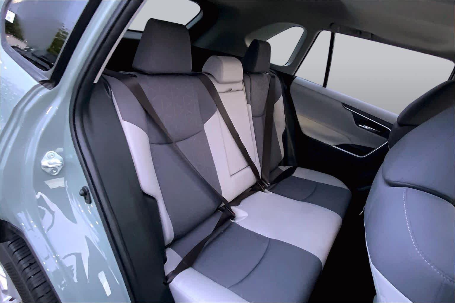 Used 2020 Lunar Rock Toyota XLE image 19