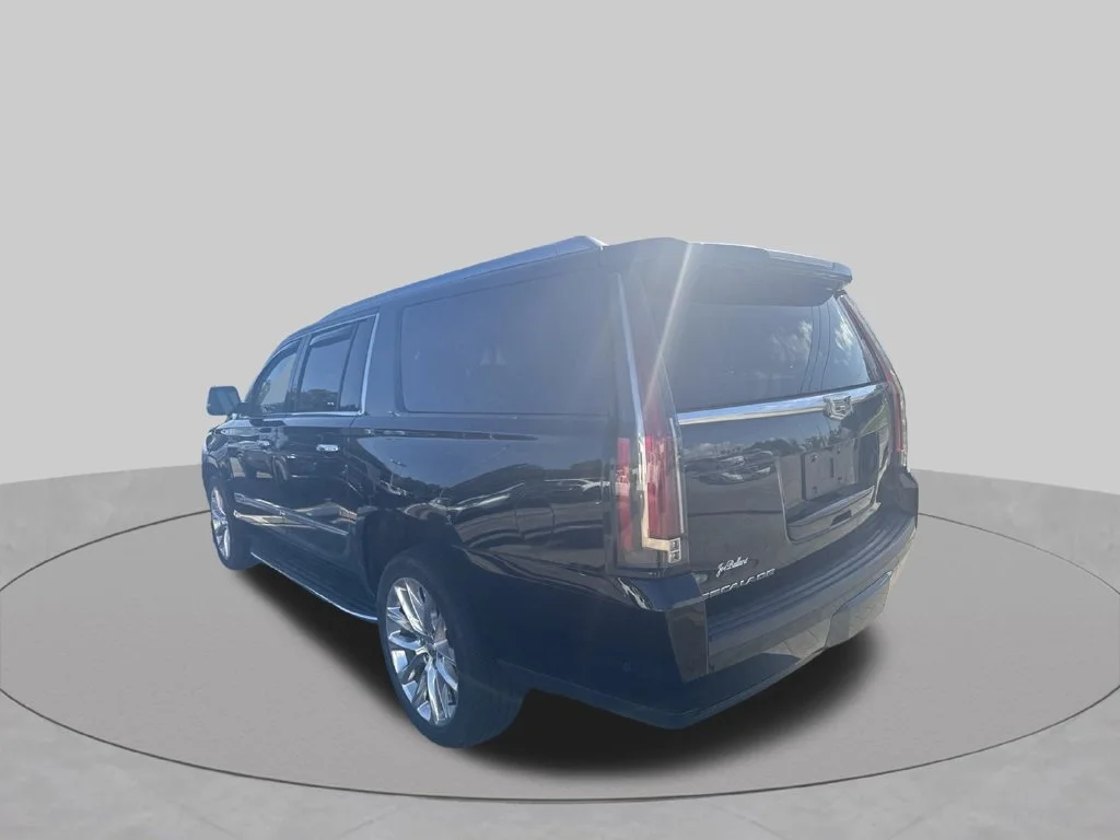 Used 2020 Black Raven Cadillac Luxury image 5