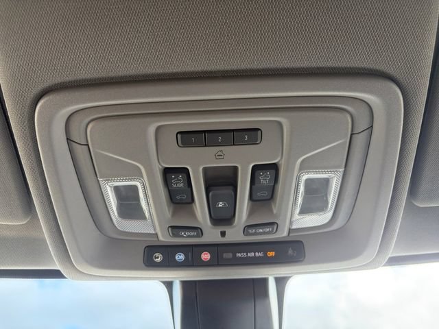 Used 2021 EBONY TWILIGHT METALLIC GMC Denali image 12