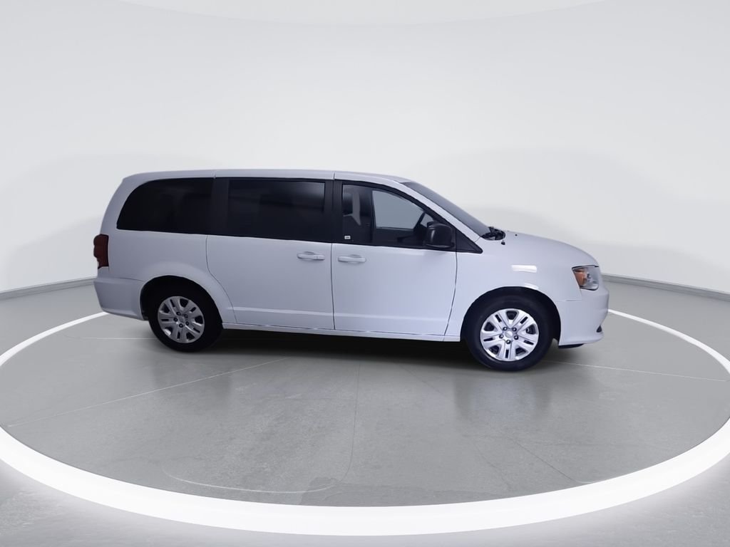 Used 2018 Dodge Grand Caravan SE with VIN 2C4RDGBG4JR165930 for sale in Somerset, KY