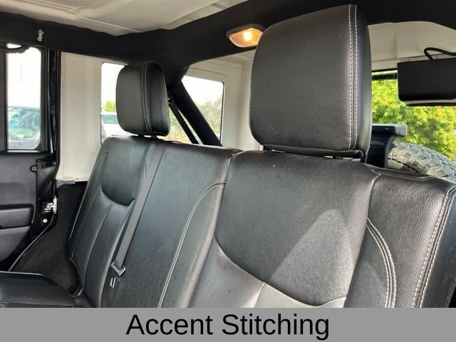 Used 2015 Black Jeep Unlimited Rubicon image 20