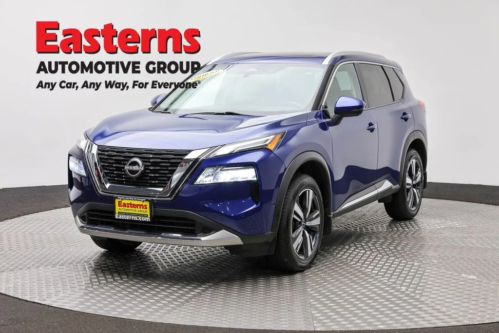 Used 2023 Blue Nissan Platinum image 1