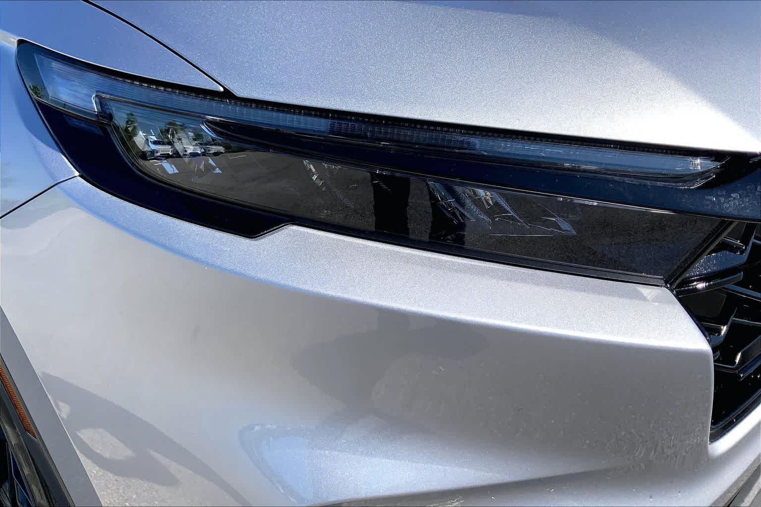 Used 2025 Solar Silver Metallic Honda Sport image 27