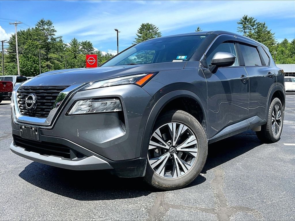 Used 2023 Gray Nissan SV image 3