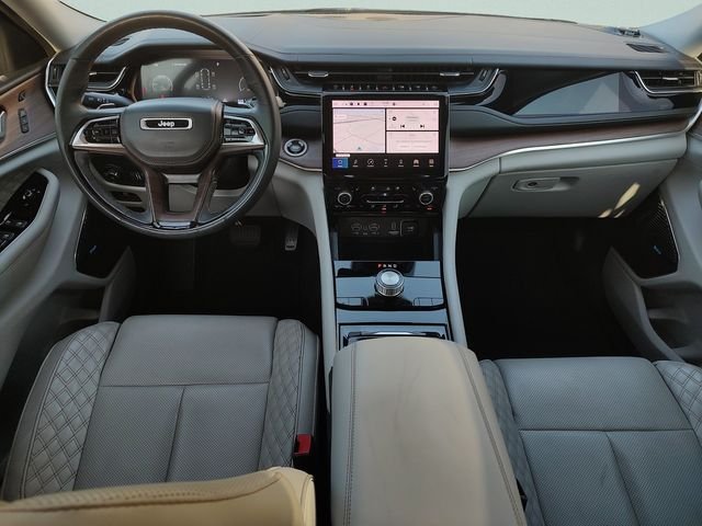 Used 2023 White Jeep Summit image 9