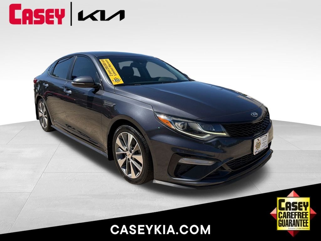 2019 Kia Optima S AT's photo