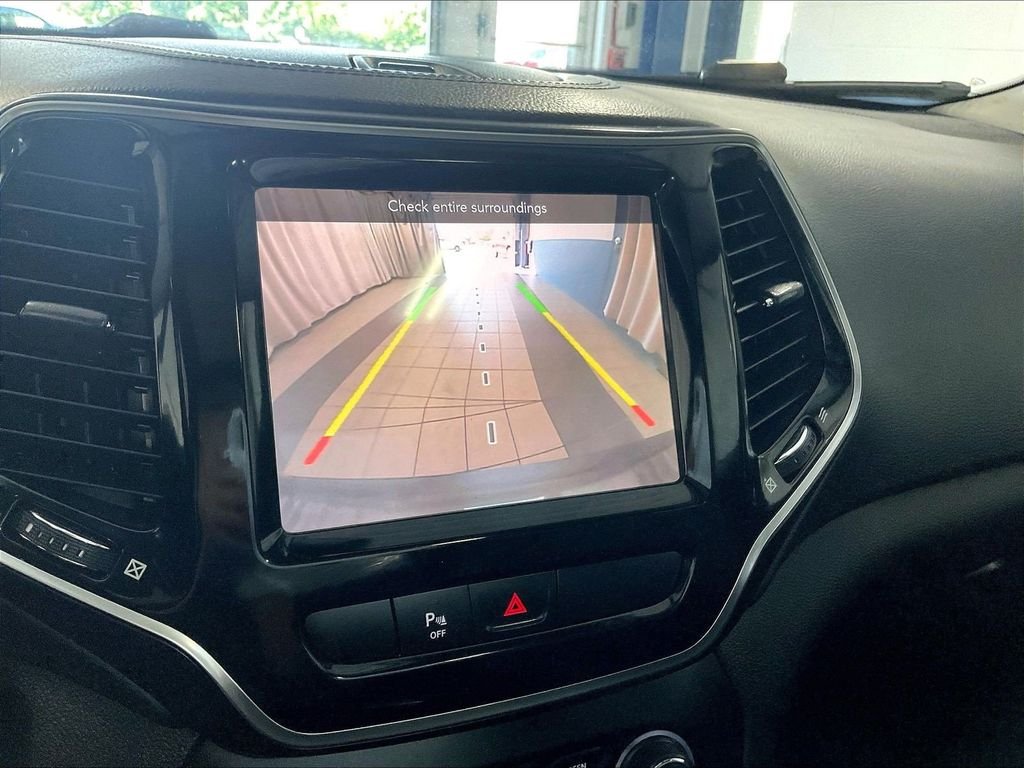 Used 2020 Blue Jeep Limited image 19