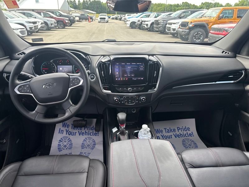 Used 2023 Gray Chevrolet RS image 24