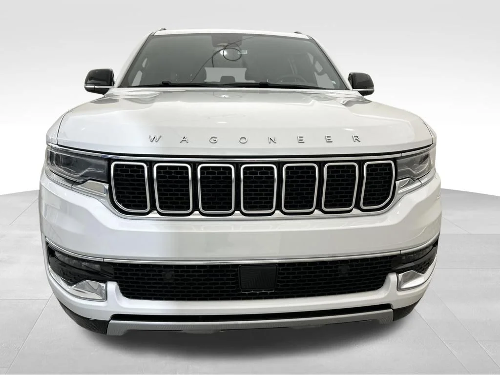 Used 2024 White Jeep Series II image 9
