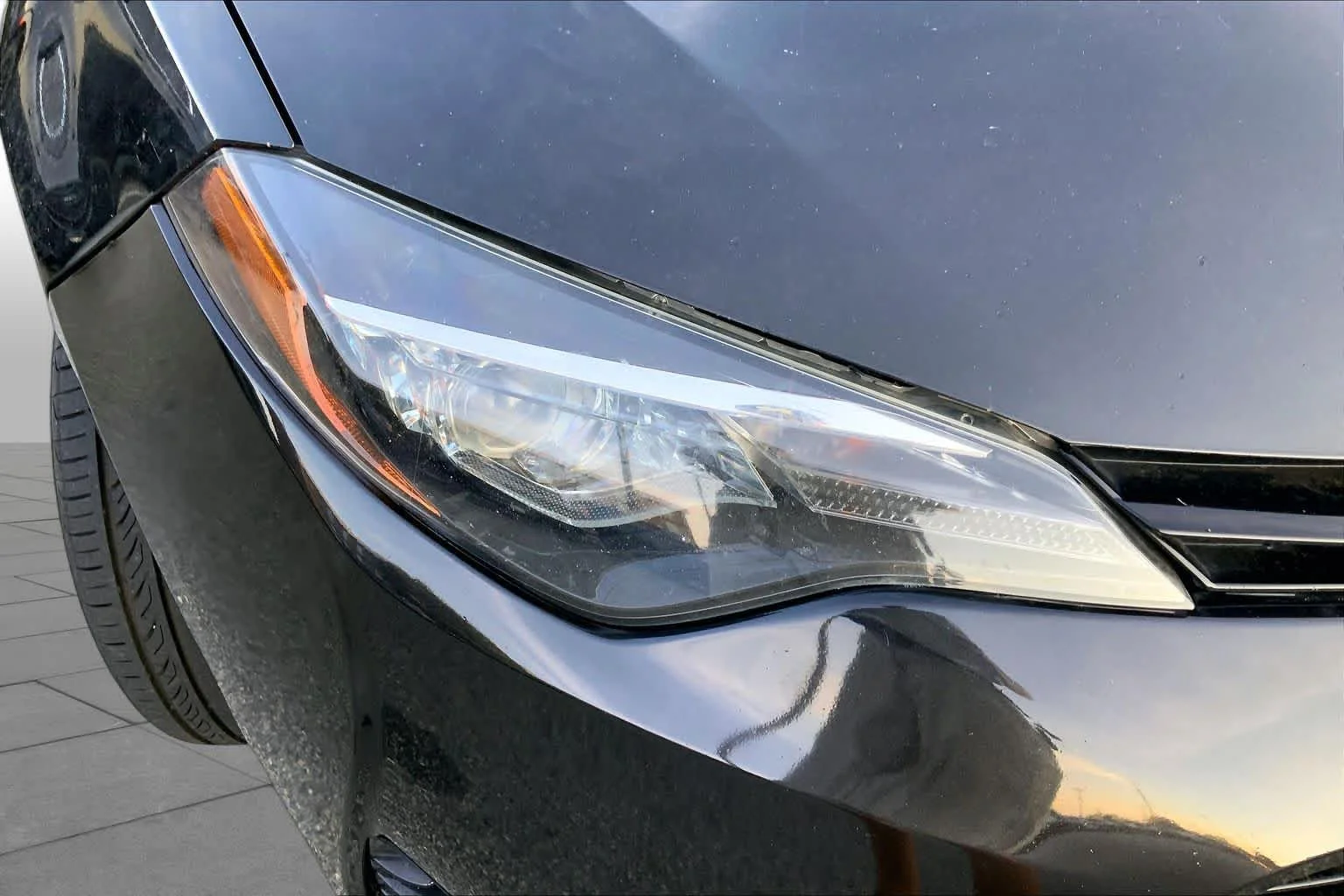 Used 2018 Black Sand Pearl Toyota L image 24