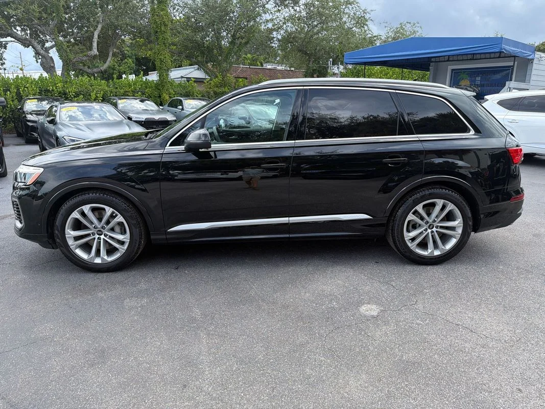 Used 2025 Black Audi Prestige 55 TFSI quattro Tiptronic image 2