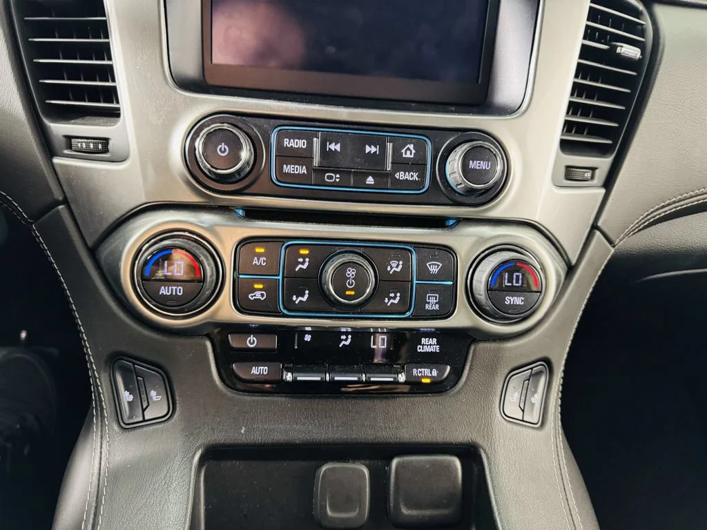 Used 2020 BLACK Chevrolet LT image 20