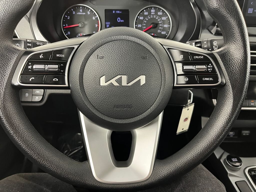 2023 Kia Seltos LX - Photo 21