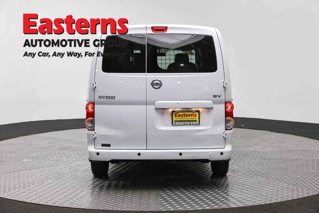Used 2020 White Nissan SV image 6
