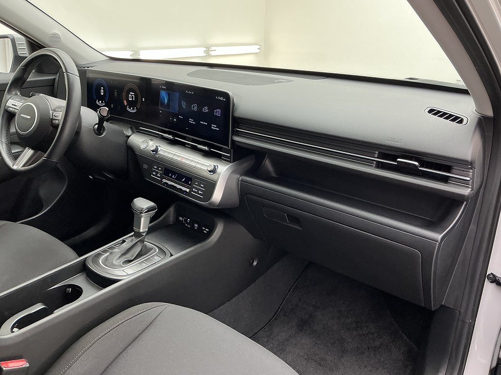 Used 2024 Cyber Gray Metallic Hyundai SEL image 23