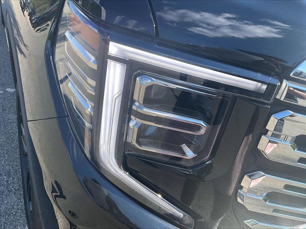 Used 2024 Black GMC Denali image 30