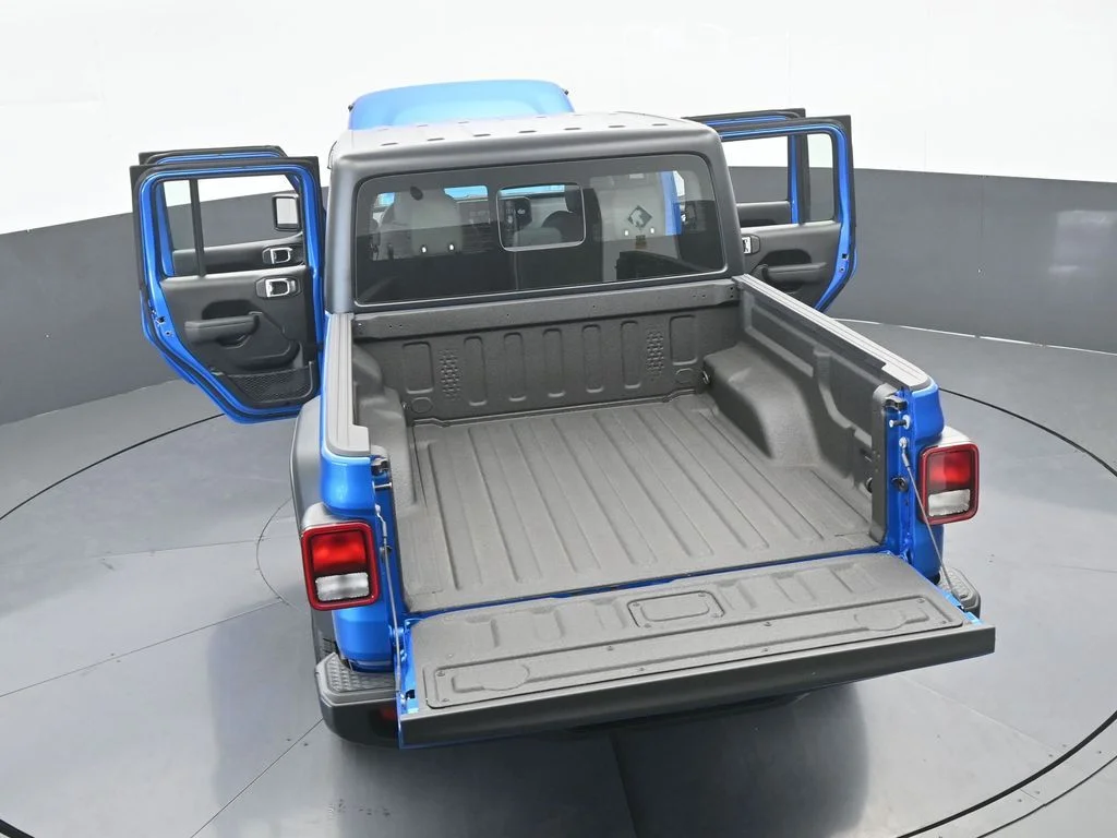 New 2026 Hydro Blue Pearl-Coat Exterior Paint Jeep Sport image 62