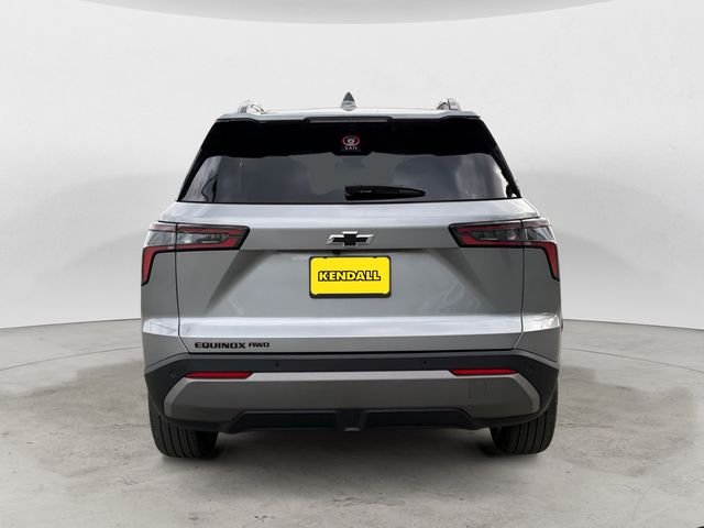 Used 2025 Gray Chevrolet LT image 6