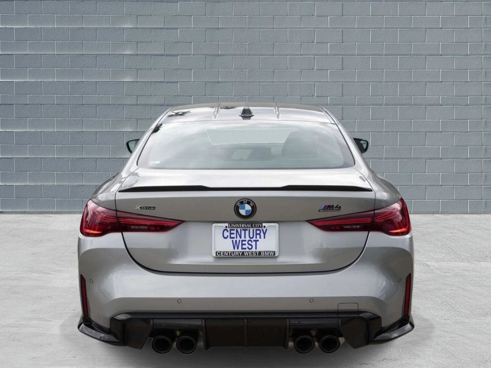 New 2026 Space Silver Metallic BMW Competition xDrive image 4
