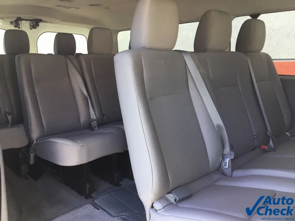 2015 Nissan NV Passenger SV - Photo 24