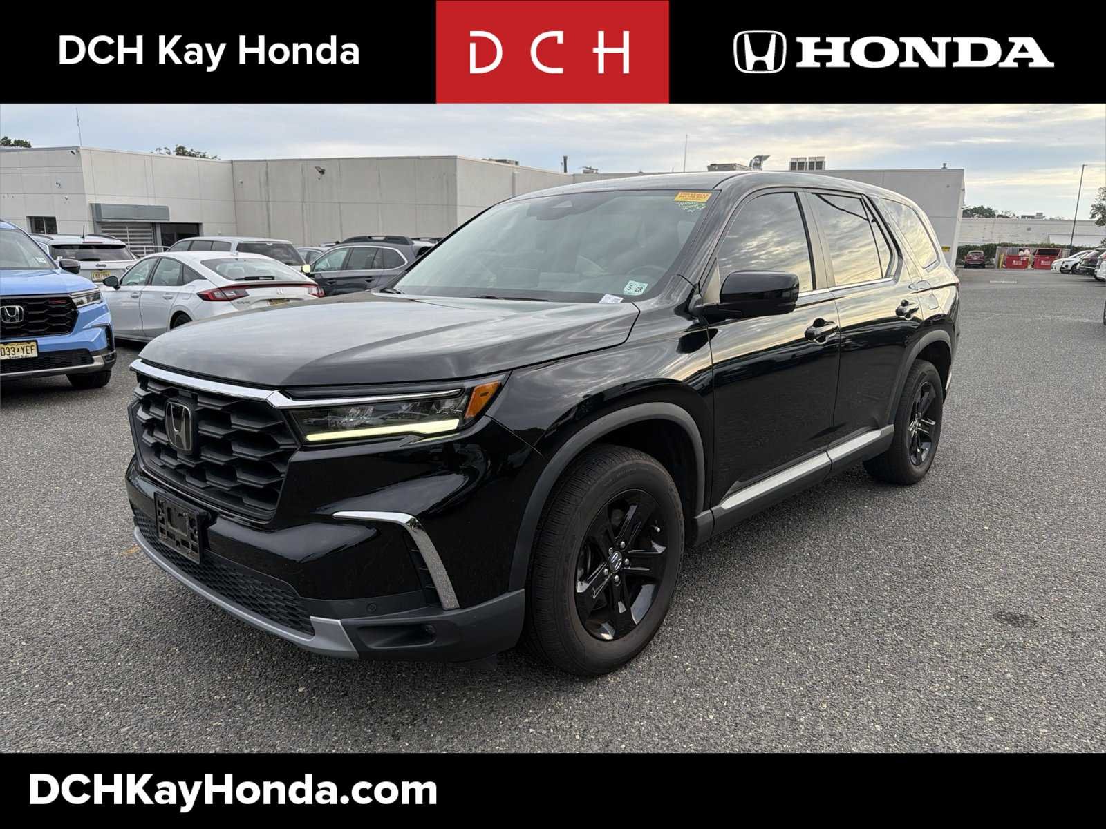 Used 2023 Crystal Black Pearl Honda EX-L 7 Passenger image 1