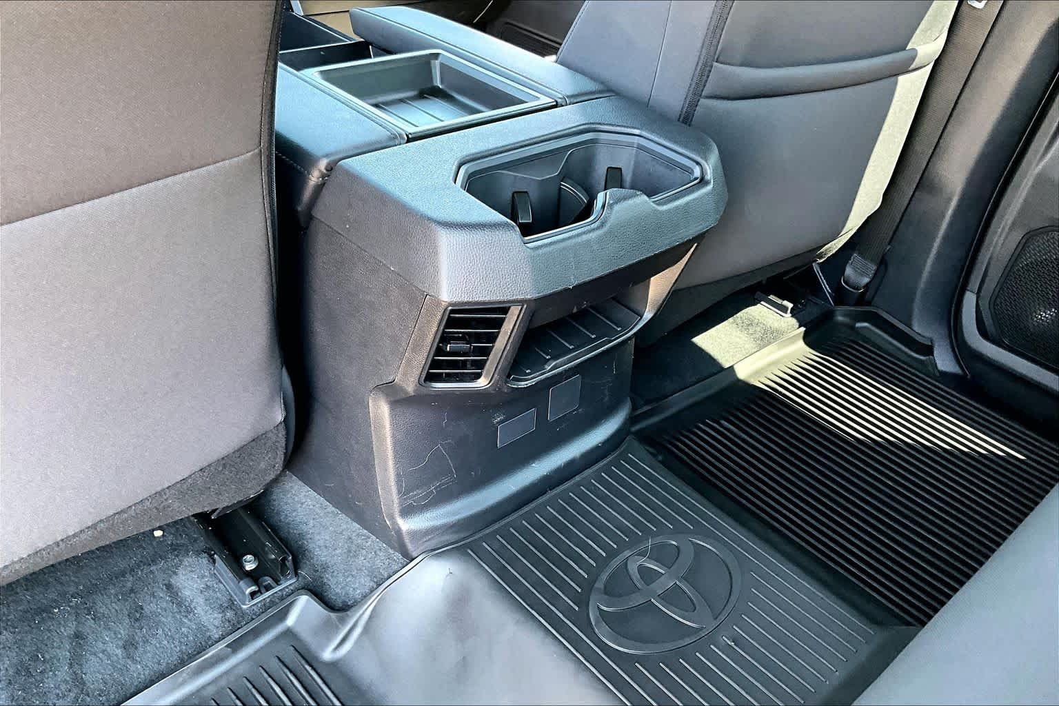 Used 2026 Ice Cap Toyota SR image 33