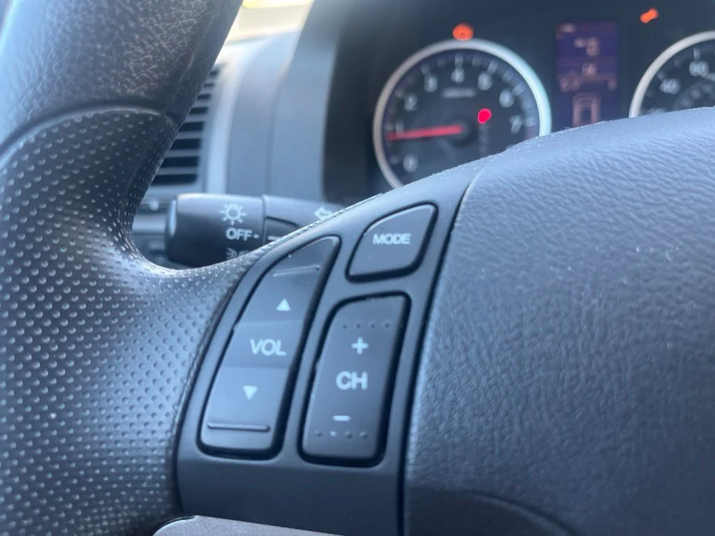 Used 2011  Honda EX image 13