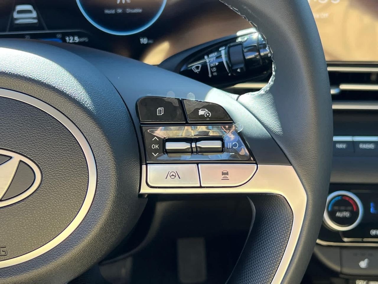 New 2026 Amazon Gray Hyundai Limited image 16