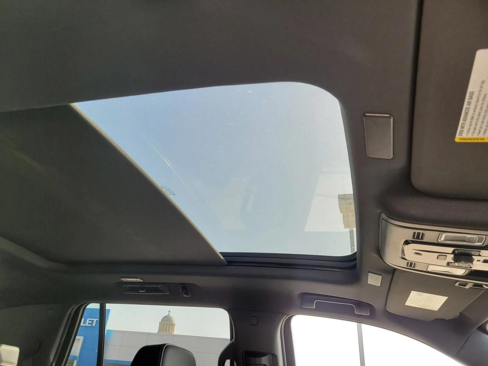 2026 Chevrolet Tahoe Premier - Photo 7