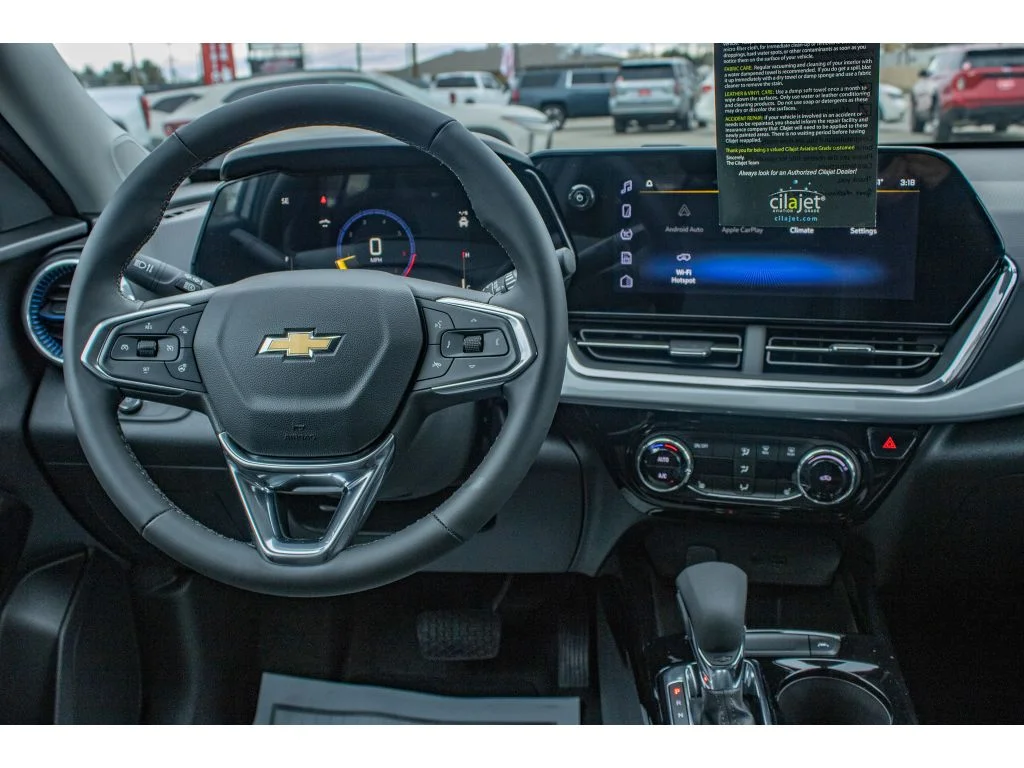 2026 Chevrolet Trax LT - Photo 17