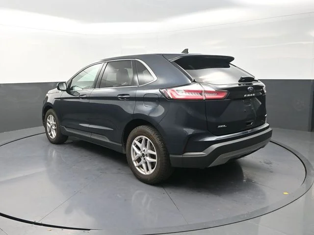 Used 2024 Blue Ford SEL image 6