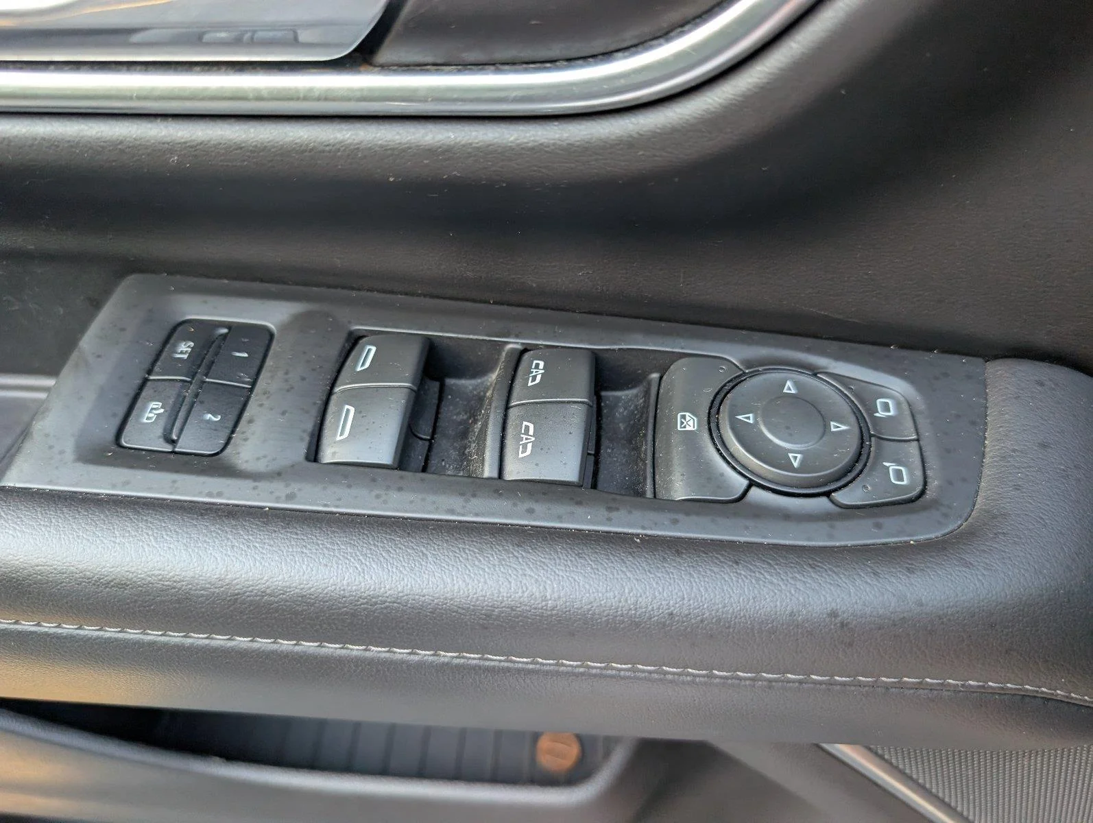 Used 2021 Shadow Gray Metallic Chevrolet LT image 32