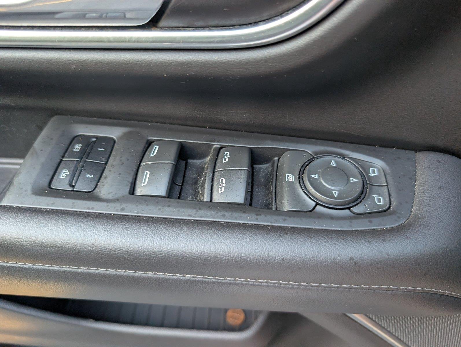 Used 2021 Shadow Gray Metallic Chevrolet LT image 32