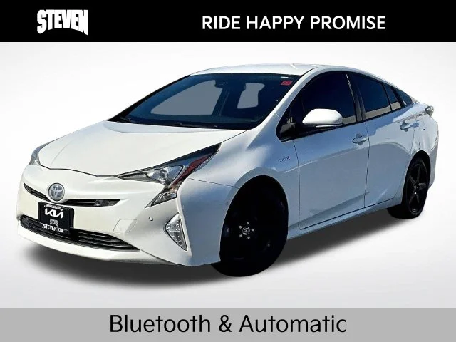 Used 2017 White Toyota Three Touring image 3