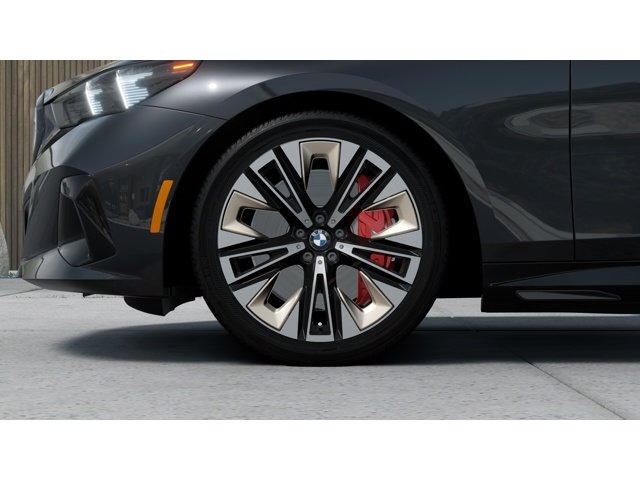 New 2026 Dark Graphite Metallic BMW M60 image 7