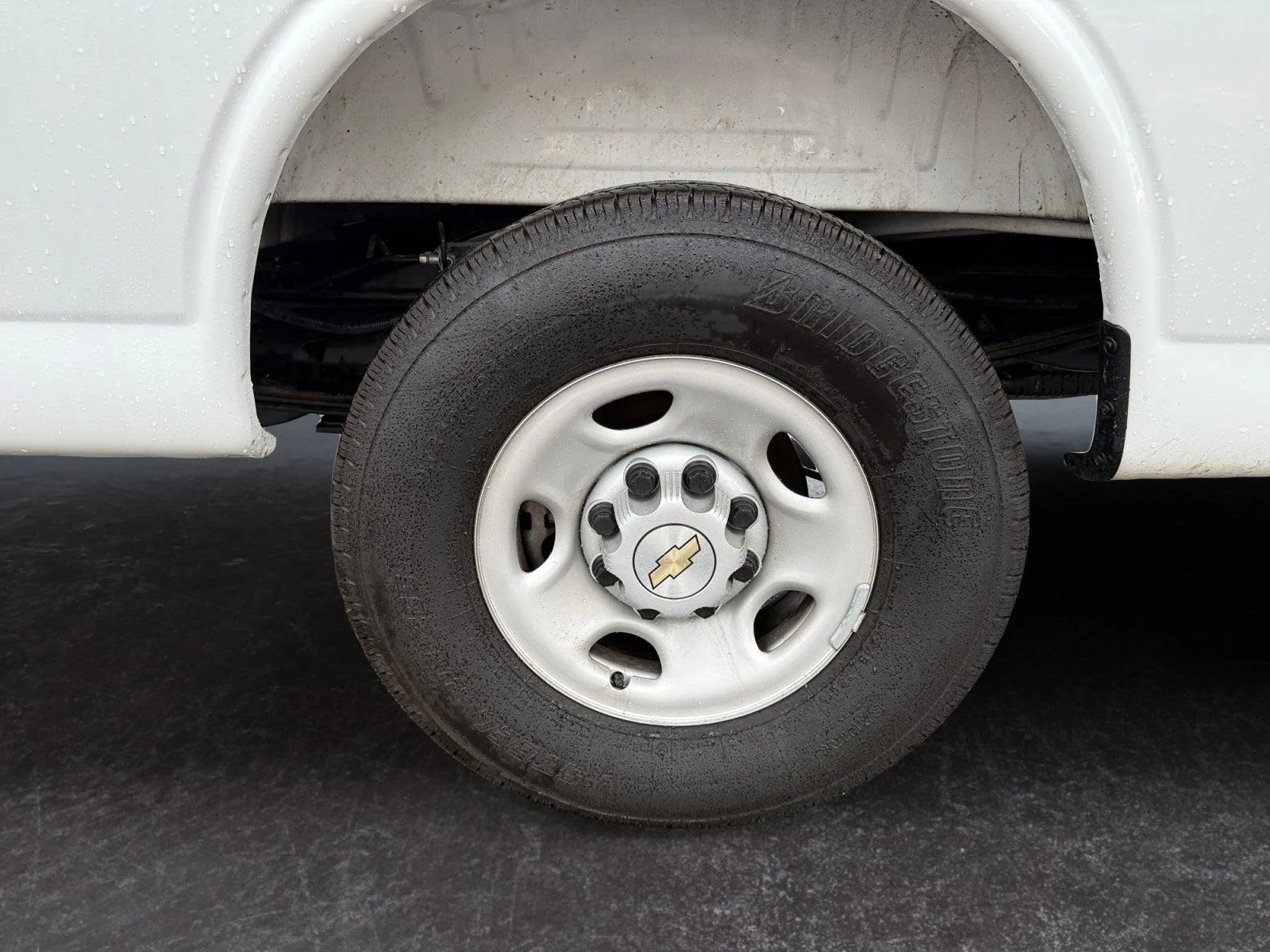 Used 2025 Summit White Chevrolet Extended Cargo Van image 26