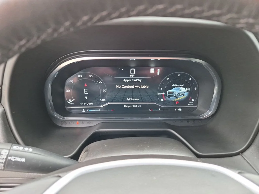 Used 2022 Gray GMC SLT image 24