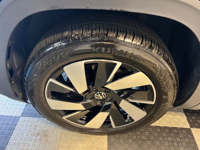 Certified Used 2024 Blue Volkswagen 2.0T SE w/Technology image 9