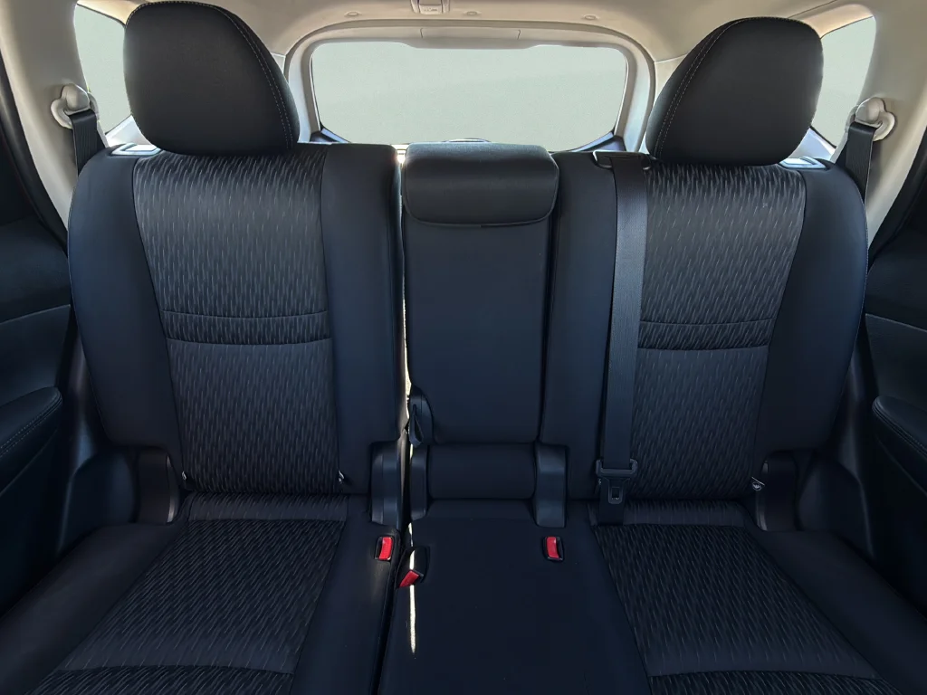 Used 2017 Monarch Orange Nissan S image 31