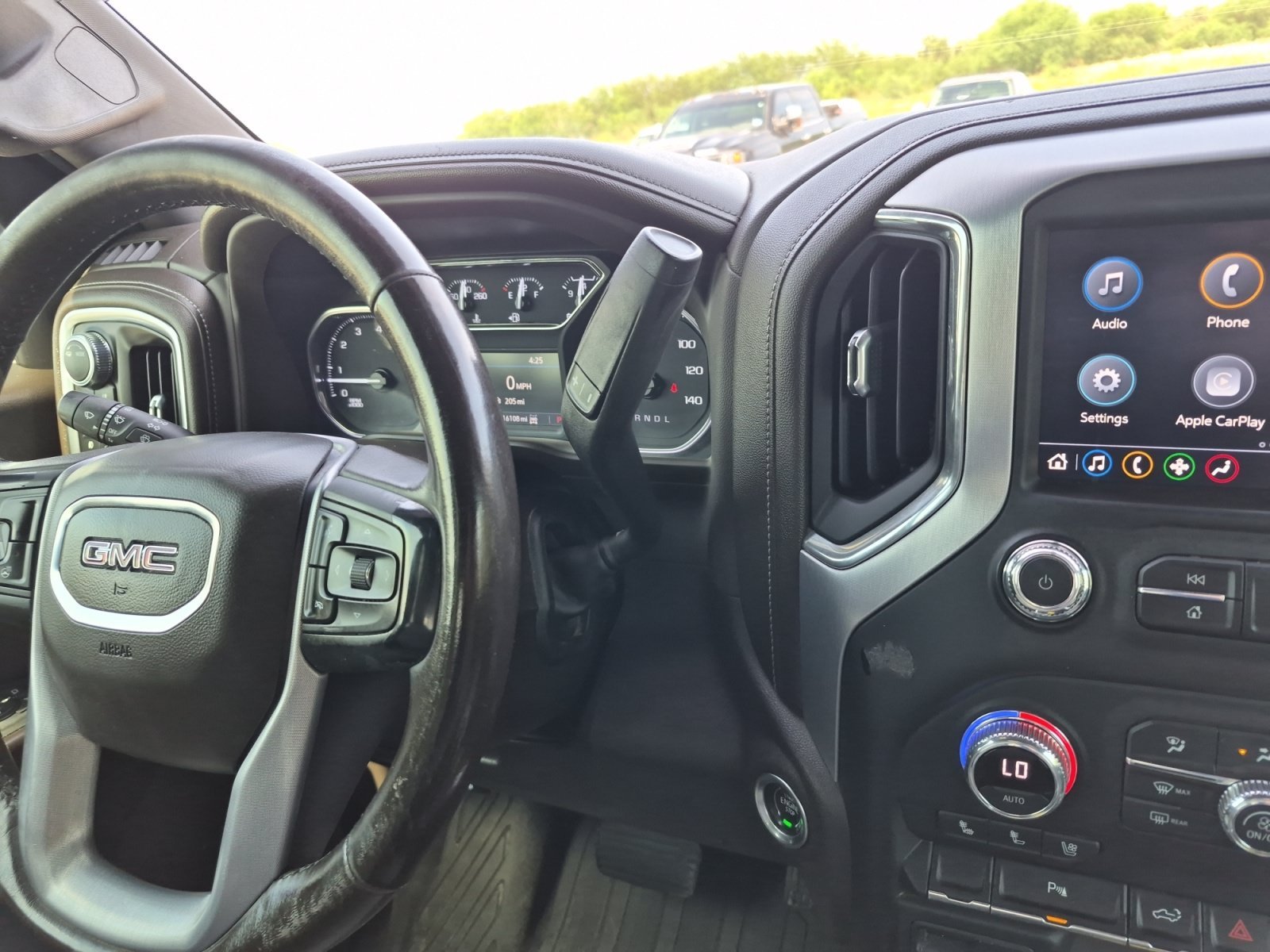 Used 2022 PACIFIC BLUE METALLIC GMC SLT image 21
