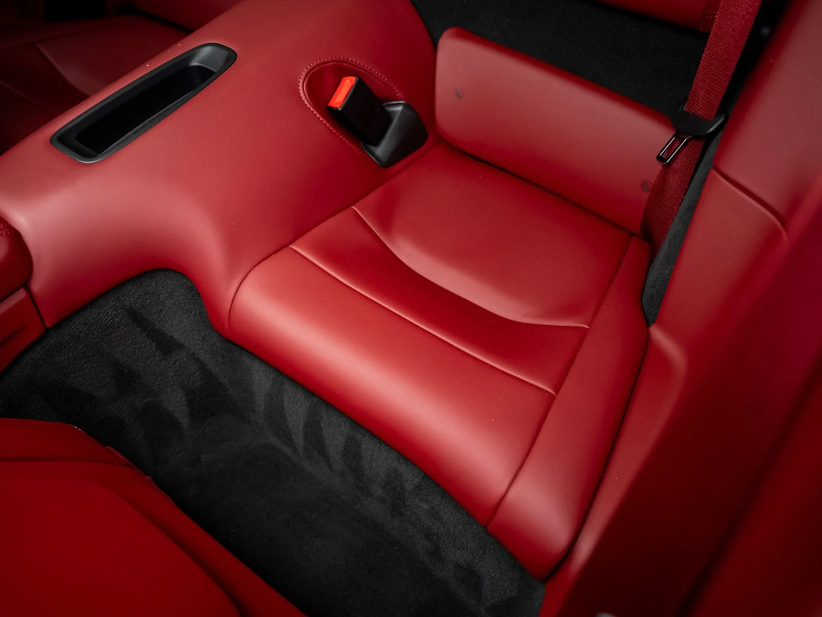 Used 2019 Black Porsche Carrera S image 39