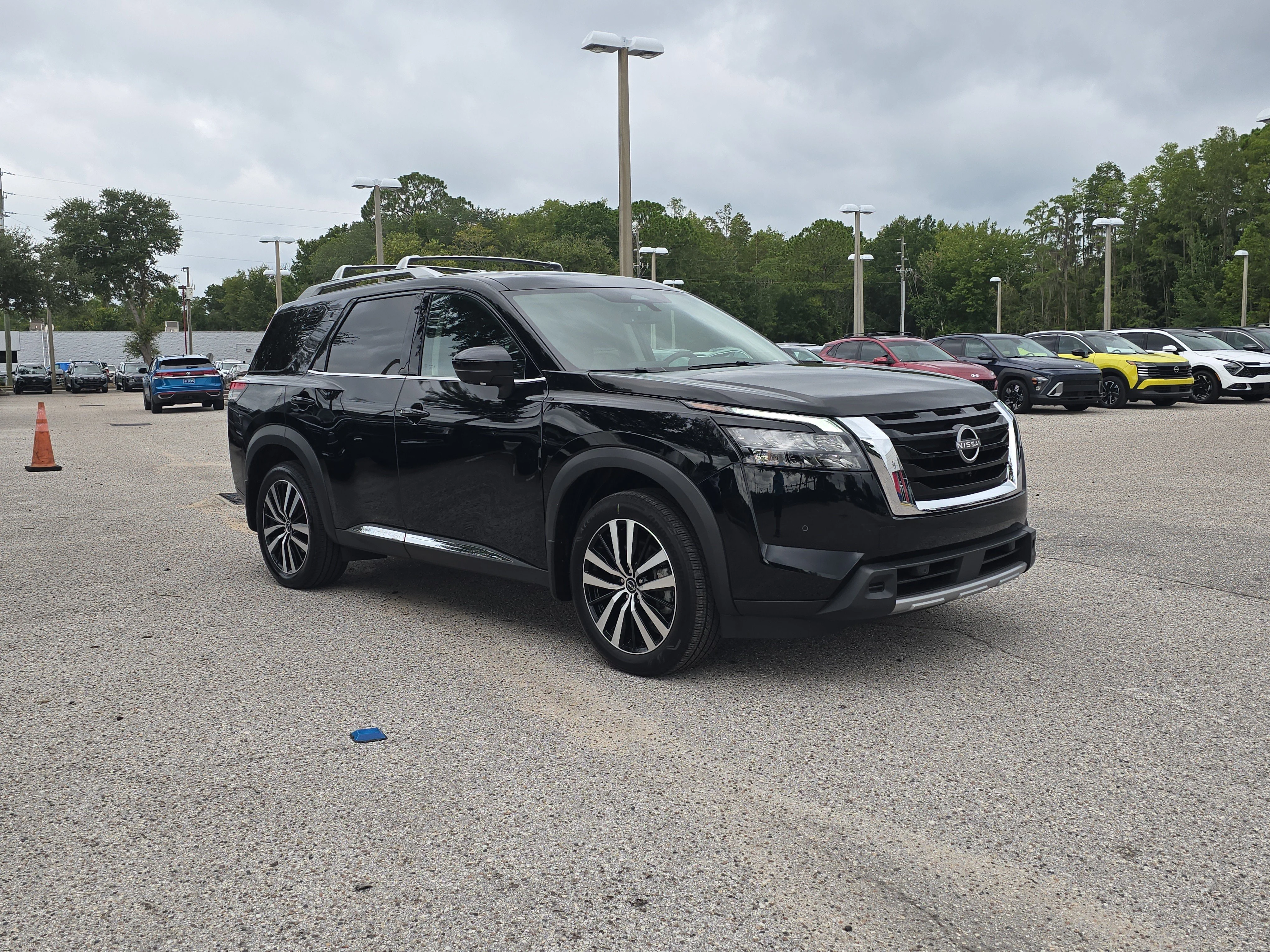 Certified Used 2025 Super Black Nissan Platinum image 2