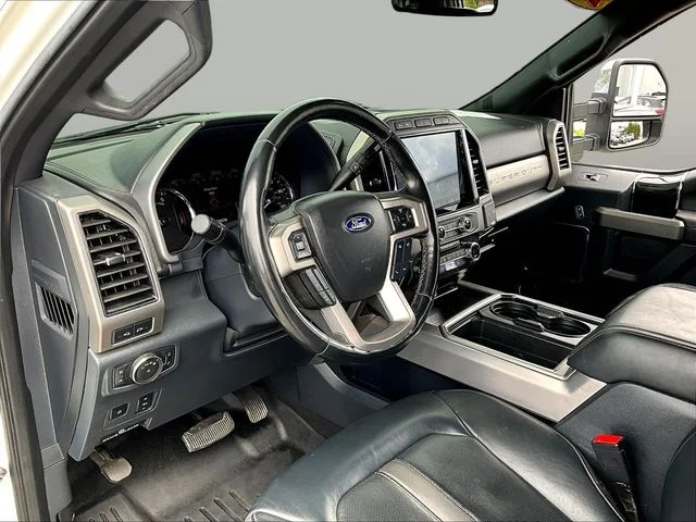 Used 2022 White Ford Platinum image 21