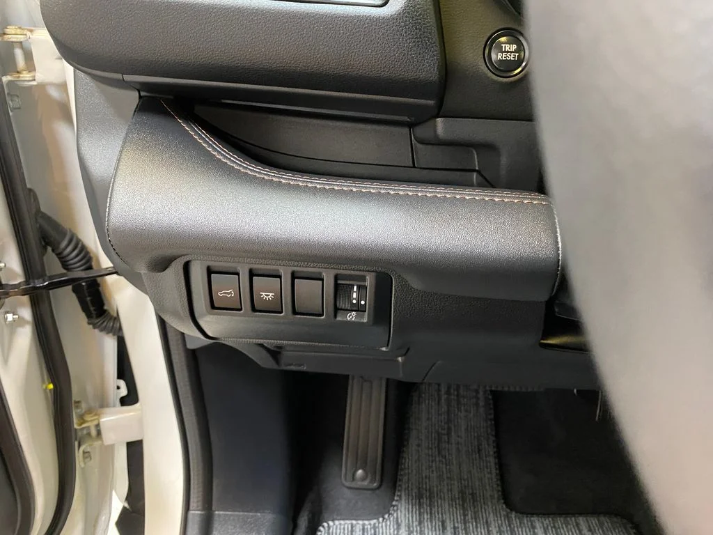 Used 2026 White Subaru Limited Bronze Edition image 37